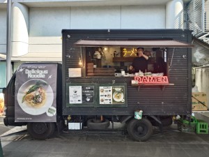 平野大輔